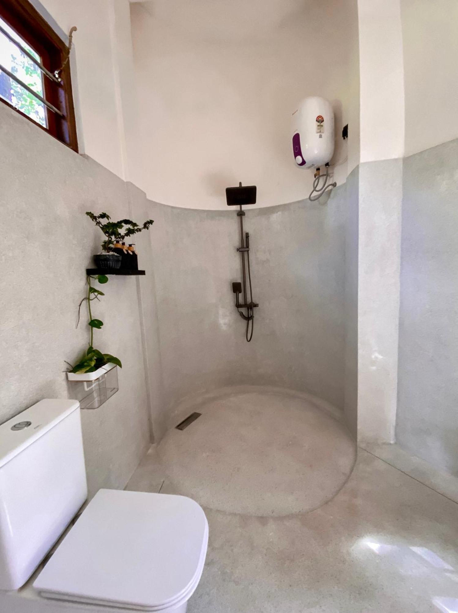 The Palm Private Cottages Midigama Timur Bagian luar foto