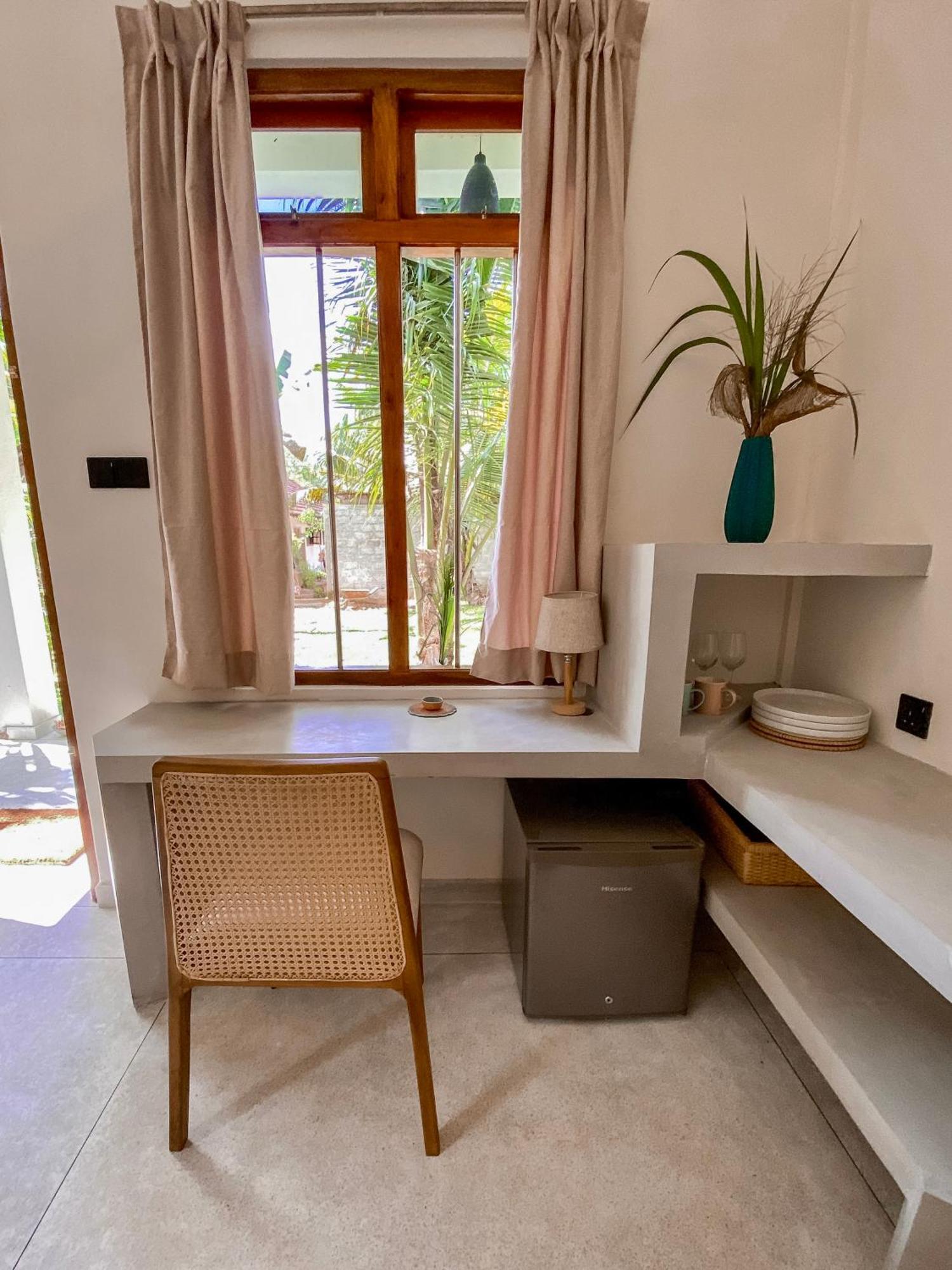 The Palm Private Cottages Midigama Timur Bagian luar foto