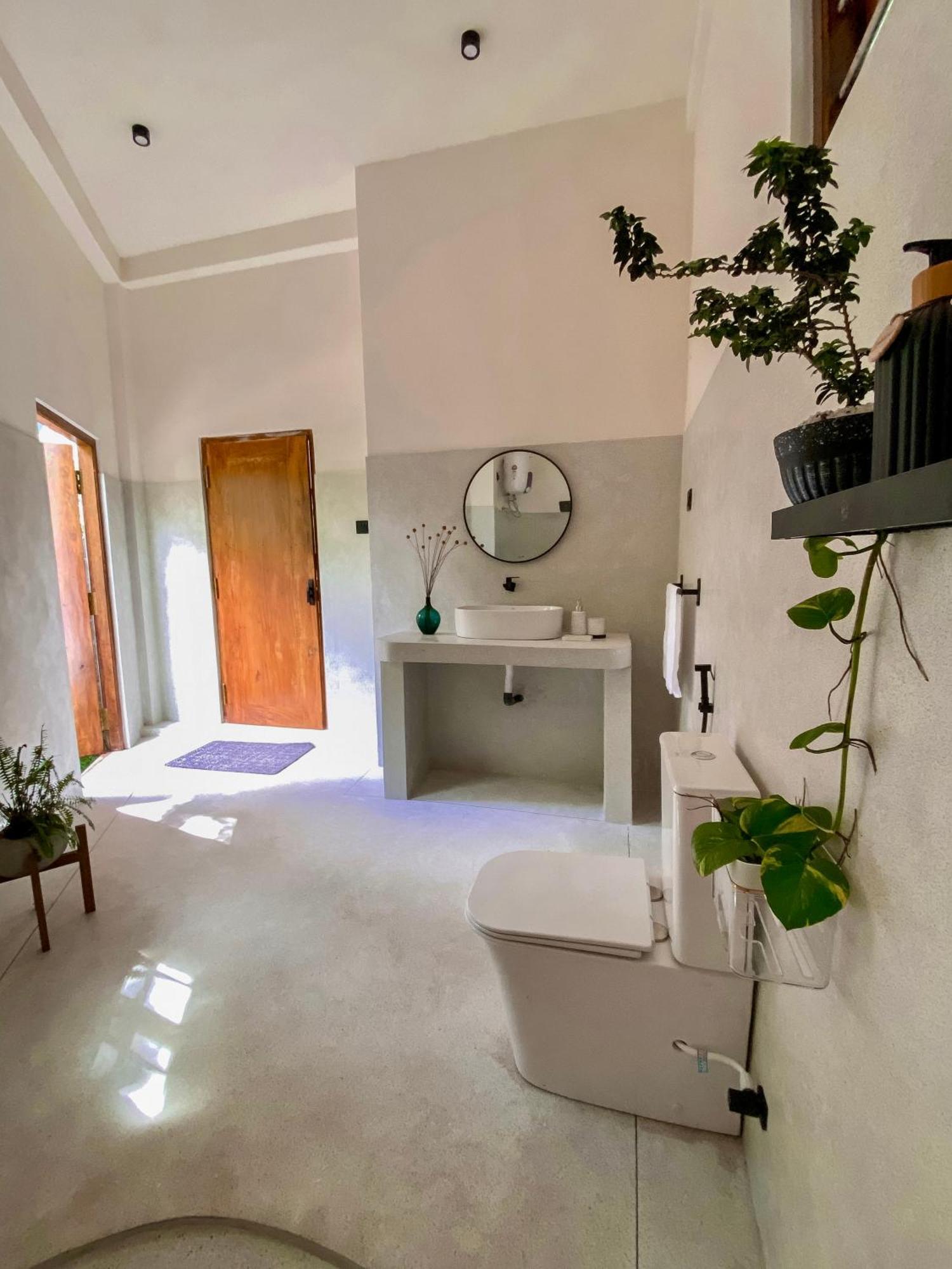 The Palm Private Cottages Midigama Timur Bagian luar foto