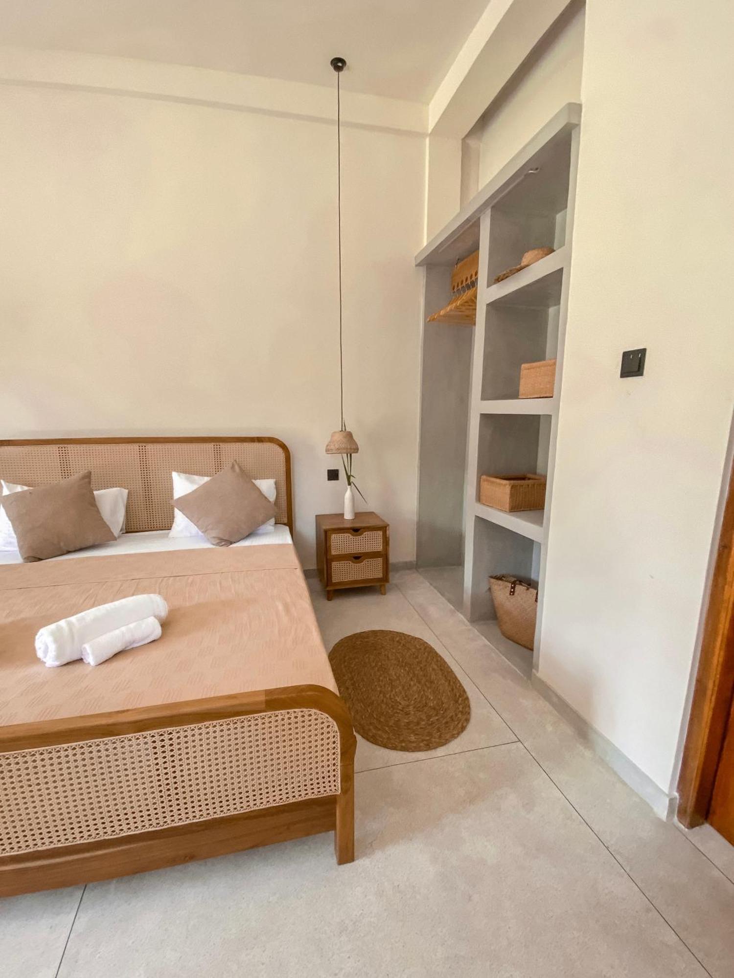 The Palm Private Cottages Midigama Timur Bagian luar foto